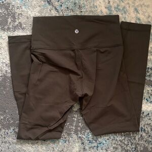 Lululemon wunder train size 6 olive green